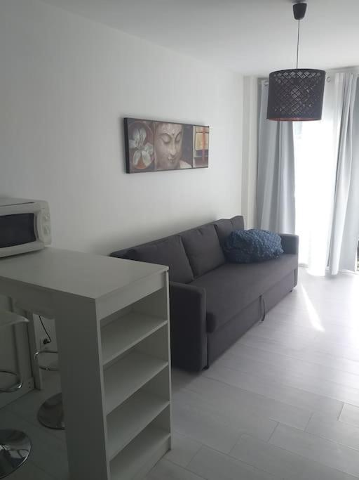 Studio Meuble Wifi A Proximite Du Tram Castelnau-le-Lez Eksteriør billede